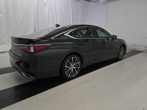2023 Lexus ES 350 Base