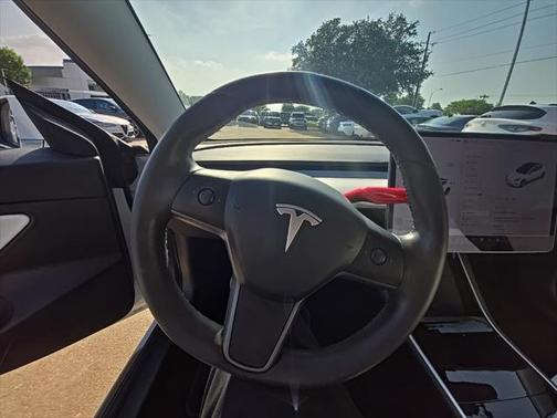 2020 Tesla Model 3 Standard Range