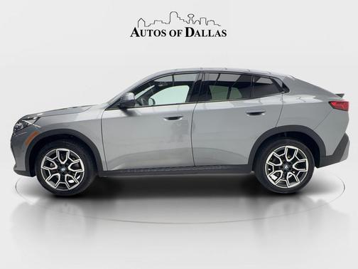 Gray Metallic 2025 BMW X2 xDrive28i