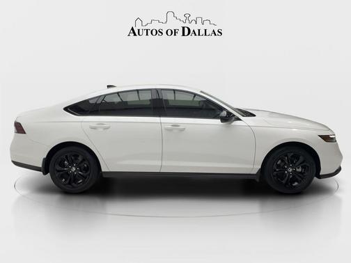 Platinum White Pearl 2025 Honda Accord SE