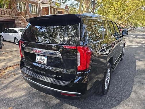 2024 GMC Yukon SLT