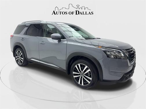 2025 Nissan Pathfinder Platinum FWD