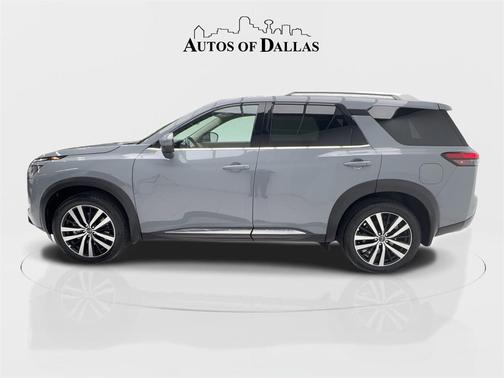 2025 Nissan Pathfinder Platinum FWD