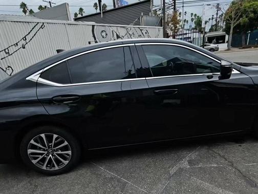 2022 Lexus ES 350 Base