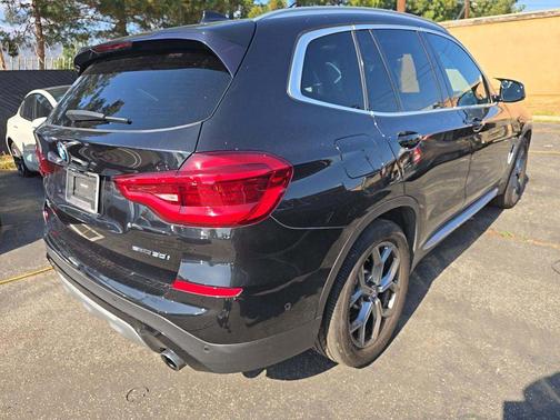 Black Sapphire Metallic 2021 BMW X3 sDrive30i