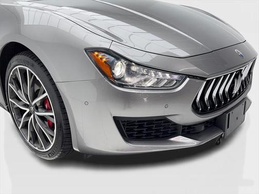 2020 Maserati Ghibli Base