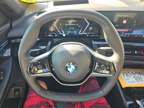 2025 BMW 530 530i SPORT LINE,NAV,CAM,SUNROOF,HTD STS,BLIND SPOT