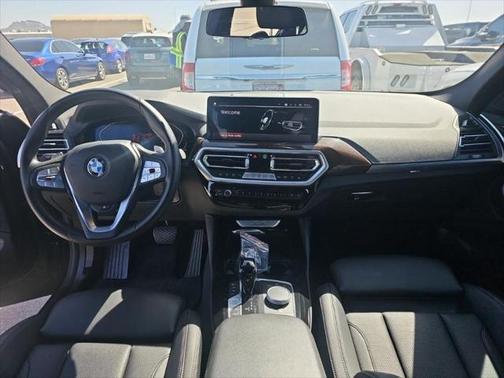 2024 BMW X4 xDrive30i
