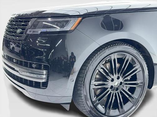 2023 Land Rover Range Rover P530 SE