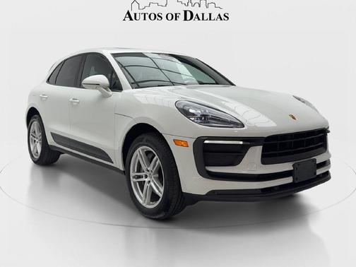 White 2022 Porsche Macan Macan
