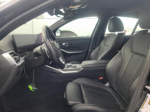 2024 BMW 330 i