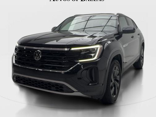 Deep Black 2024 Volkswagen Atlas Cross Sport 2.0T SE w/Technology