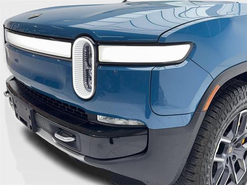 2022 Rivian R1T Adventure