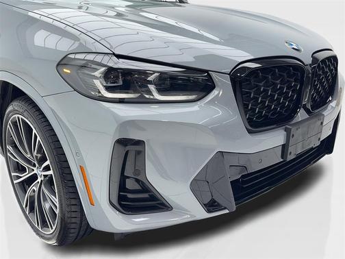 2023 BMW X4 xDrive30i