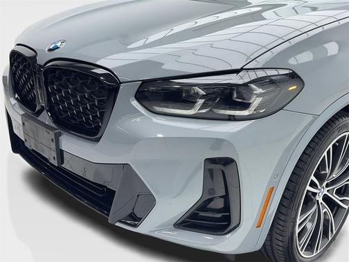 2023 BMW X4 xDrive30i