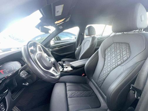 2023 BMW 530e Base