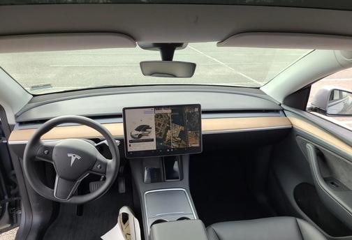 2025 Tesla Model Y Long Range Dual Motor All-Wheel Drive