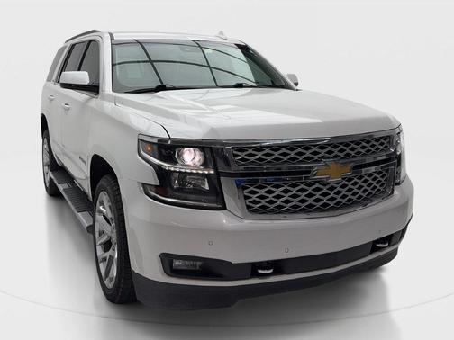 Iridescent Pearl Tricoat 2017 Chevrolet Tahoe LT