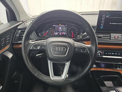 2022 Audi Q5 45 S line Premium