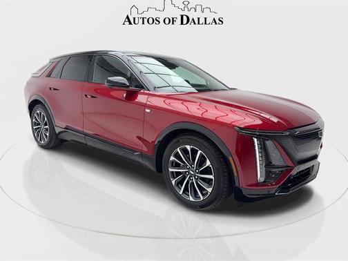 2024 Cadillac LYRIQ V