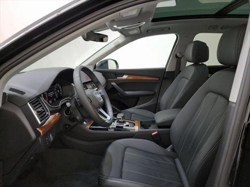 2023 Audi Q5 45 S line Premium Plus