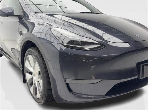 2024 Tesla Model Y Long Range Dual Motor All-Wheel Drive