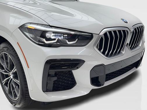 2023 BMW X6 xDrive40i
