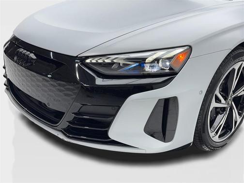 2022 Audi e-tron GT Prestige