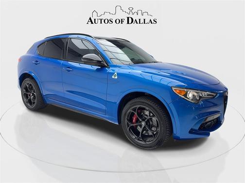 2022 Alfa Romeo Stelvio Quadrifoglio