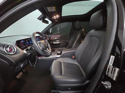 2022 Mercedes-Benz GLB 250 Base