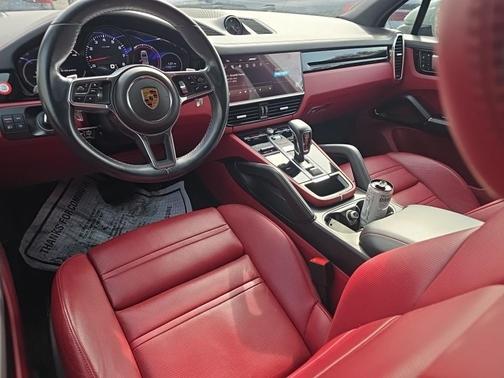 2022 Porsche Cayenne Cayenne