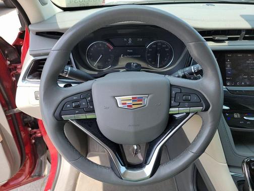 2024 Cadillac XT6 Premium Luxury AWD