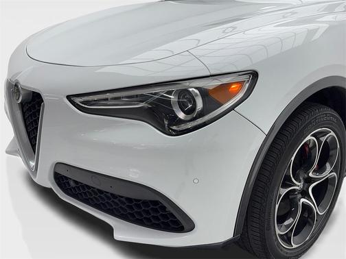 2022 Alfa Romeo Stelvio Ti