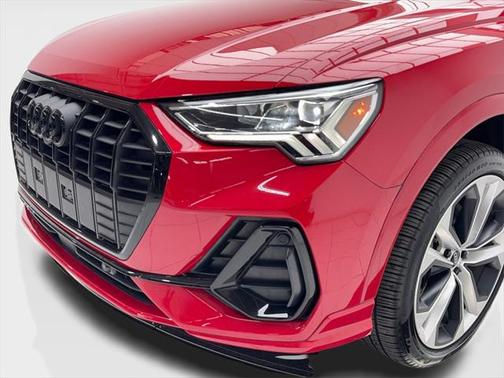 2022 Audi Q3 45 S line Premium Plus