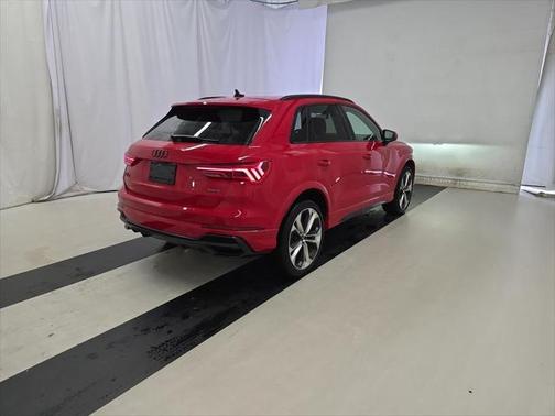 2022 Audi Q3 45 S line Premium Plus