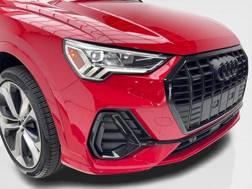 2022 Audi Q3 45 S line Premium Plus