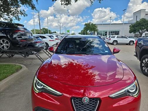 2018 Alfa Romeo Stelvio Ti Sport