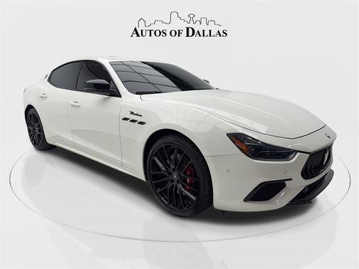 2023 Maserati Ghibli Modena