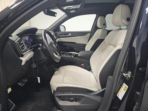 Deep Black 2025 Volkswagen Atlas Cross Sport 2.0T SEL Premium