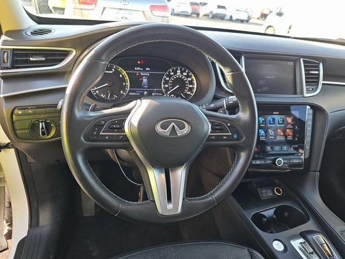 2024 INFINITI QX50 LUXE