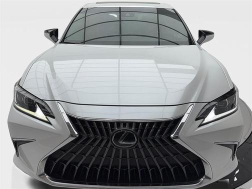 2022 Lexus ES 350 Base