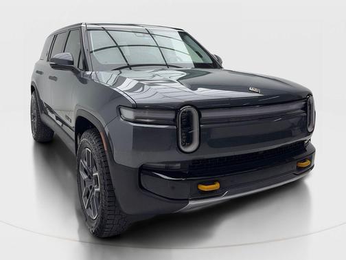 Gray 2025 Rivian R1S