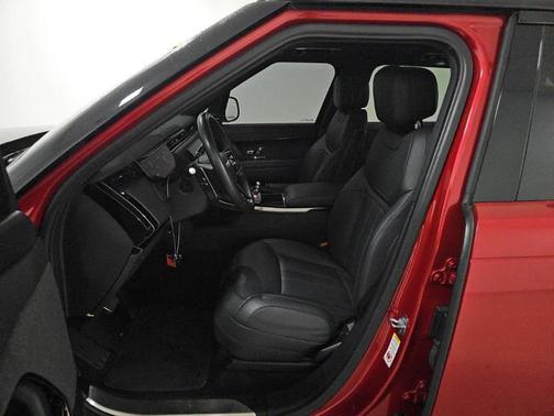 Firenze Red Metallic 2023 Land Rover Range Rover Sport SE