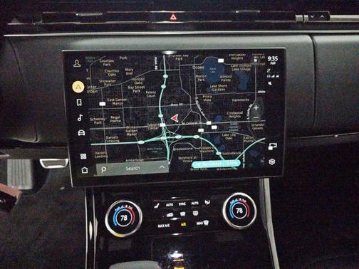 Firenze Red Metallic 2023 Land Rover Range Rover Sport SE