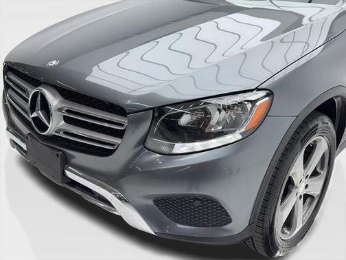 2017 Mercedes-Benz GLC 300 Base