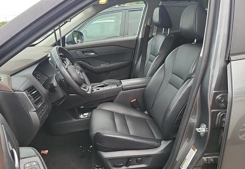 Gun Metallic 2023 Nissan Rogue SV