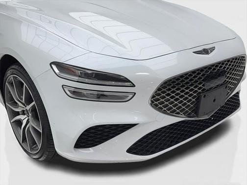 2024 Genesis G70 2.5T RWD