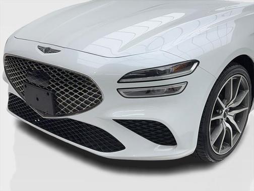 2024 Genesis G70 2.5T RWD