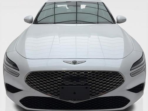 2024 Genesis G70 2.5T RWD