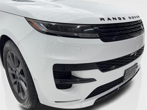 2024 Land Rover Range Rover Sport SE